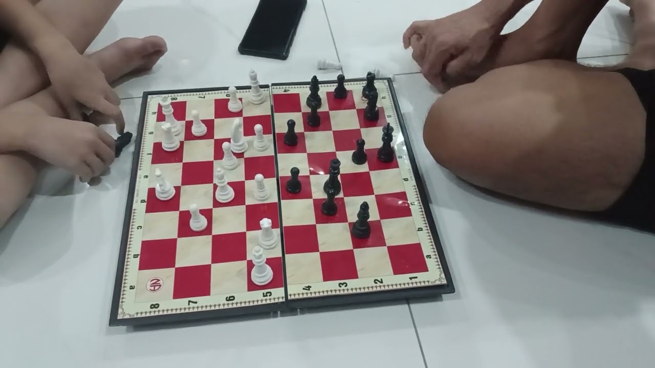 Đánh cơ vua với bố
