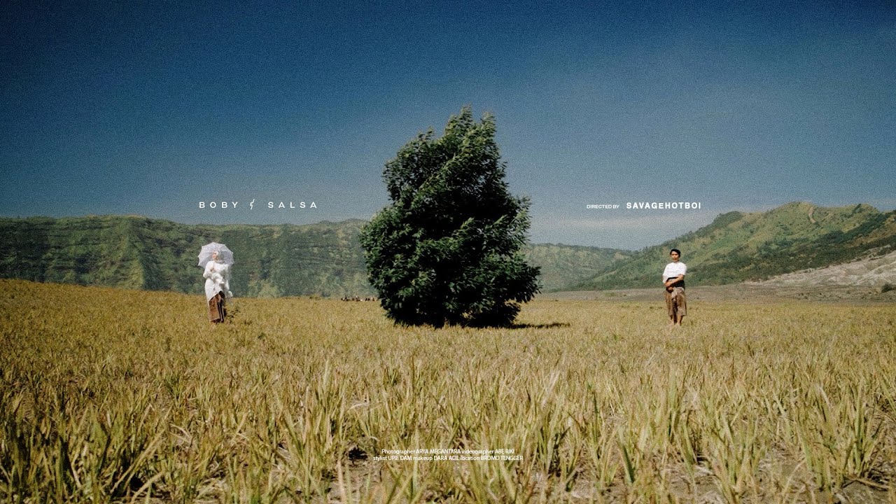 Bromo Cinematic Prewedding of Boby & Salsa 4k | a7c + canon fd ssc 50 mm f 1.4