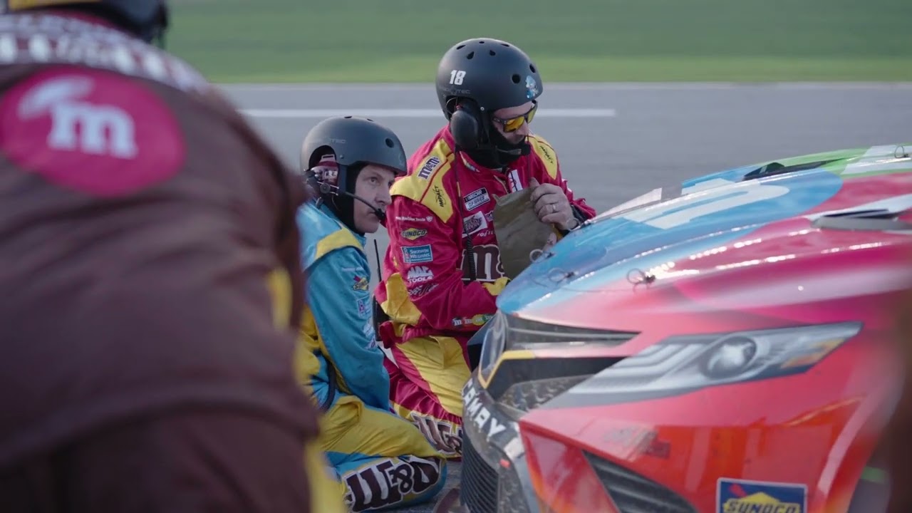 What are the different roles on a NASCAR race team?