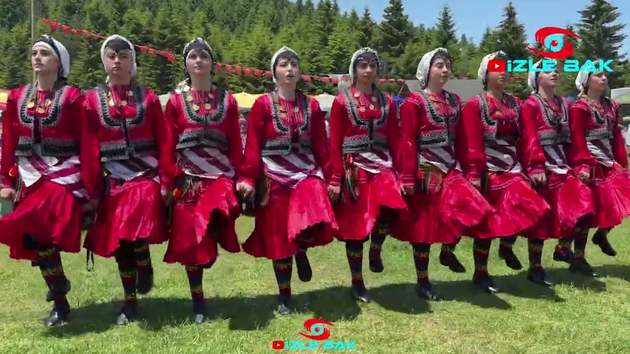 Akçaabat Kadın Horon Ekibi | Üçüncüoğlu Sülalesi Trabzon Yayla Şenliği