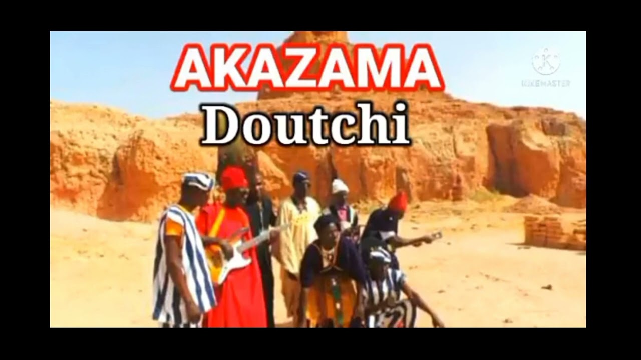 Akazama  Kona