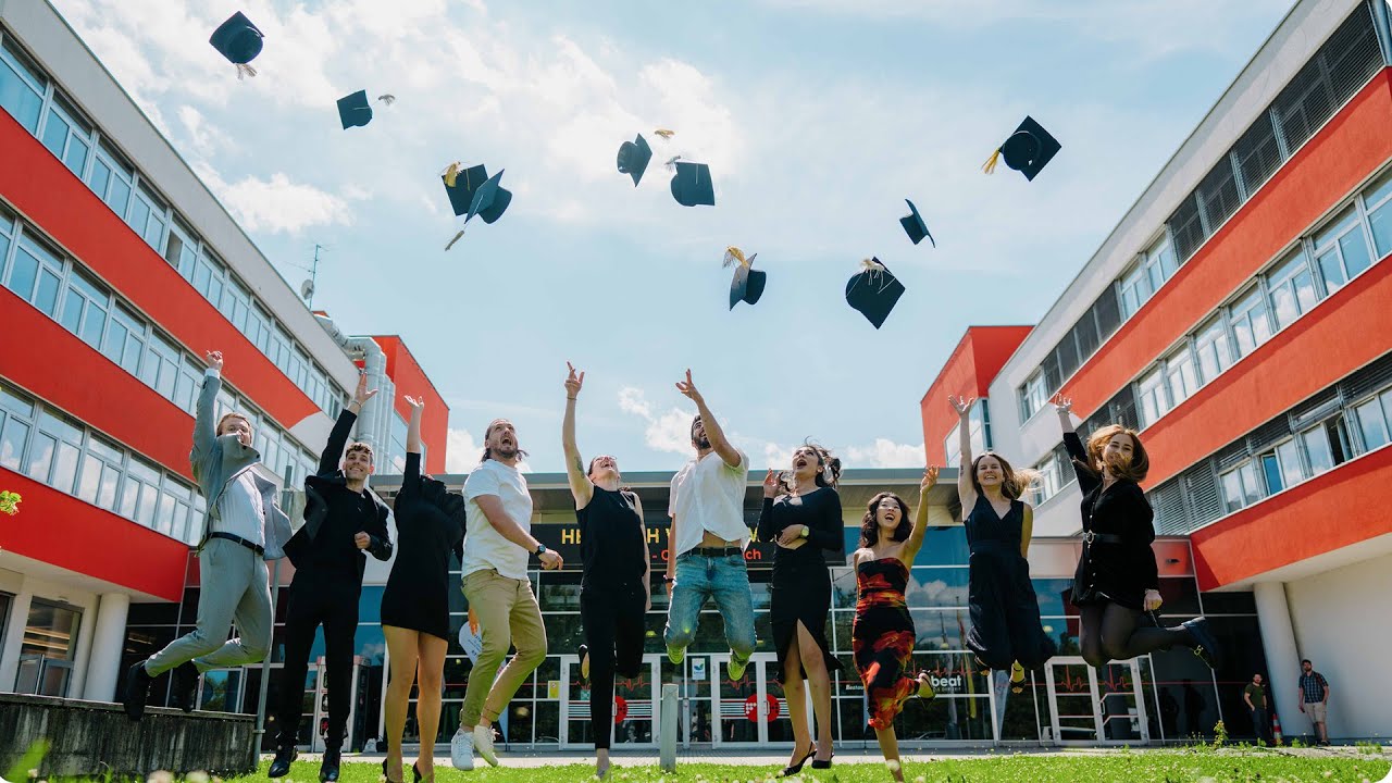 Eine Reise durch den FH Campus Kärnten  bis zu 
