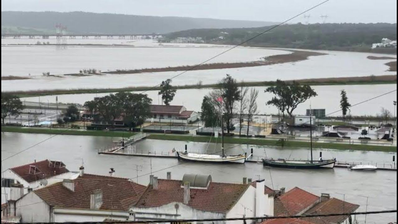 Storm Leonardo brings heavy rain, flooding south of Lisbon | AFP