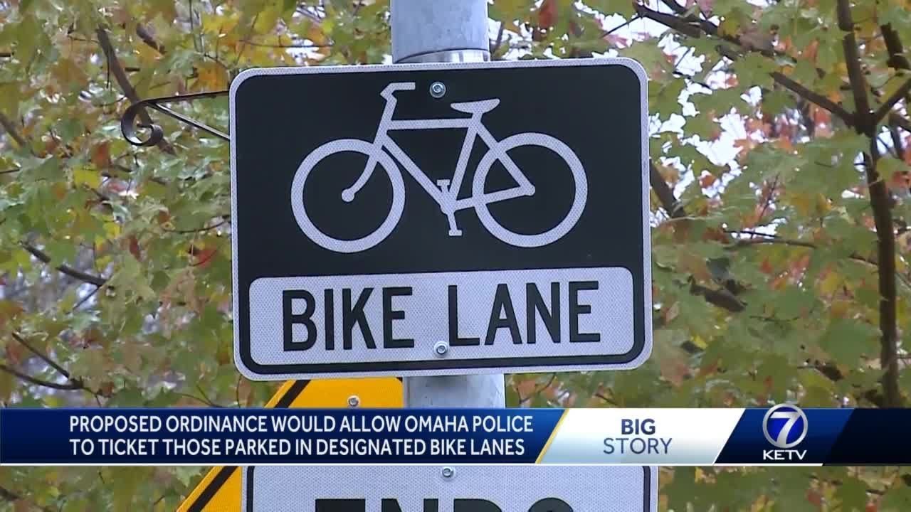 Proposed ordinance would allow Omaha police to ticket those parked in designated bike lanes