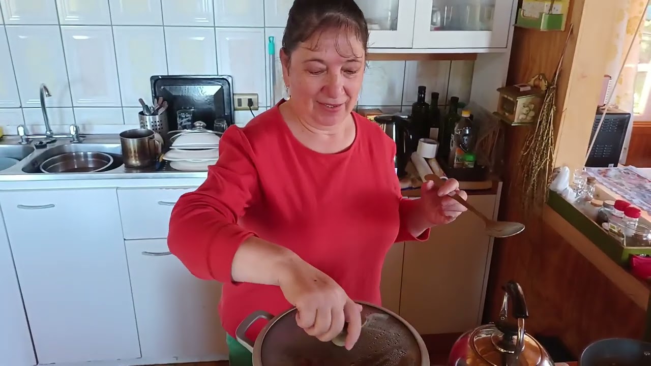 Cazuela chilota de mariscos con repollo