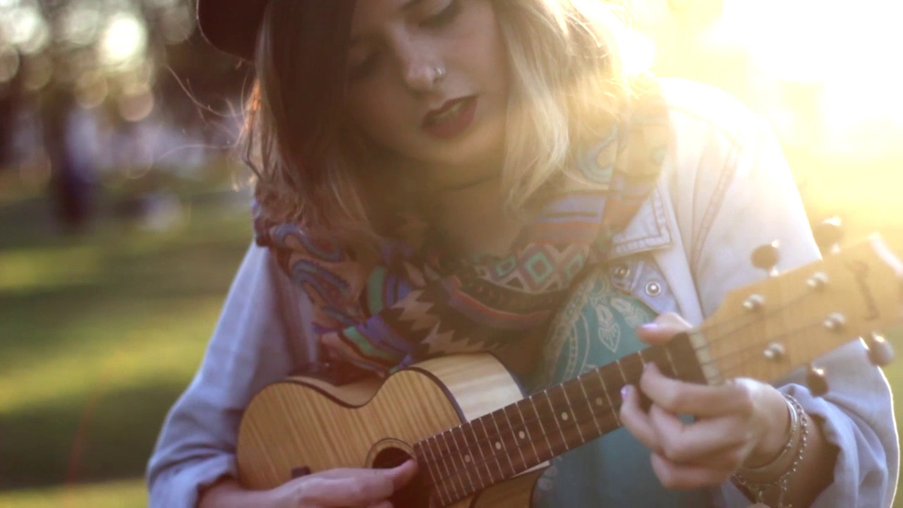 Leil&eacute;n - Traigo conmigo (ukelele)