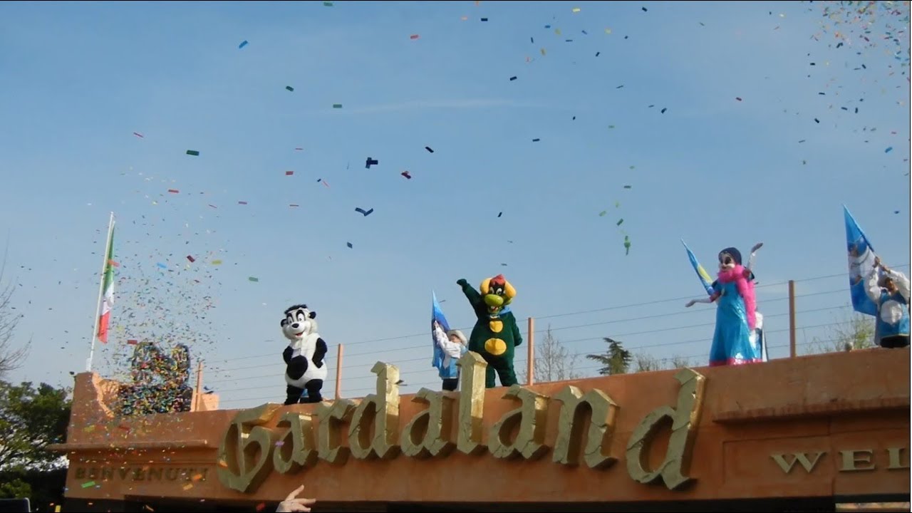 Gardaland 2014 - NUOVO Spettacolo Apertura...Full HD