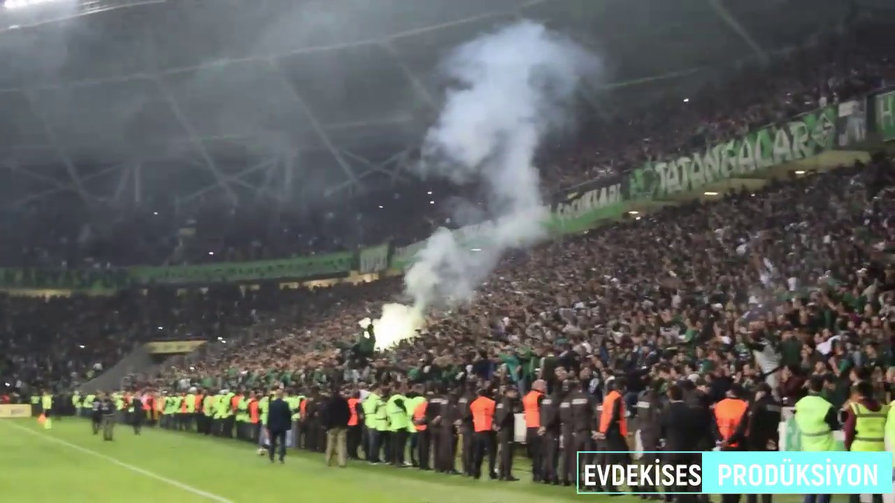 Sakaryaspor - Sarıyer Playoff Tatangalar Tribün görüntüleri