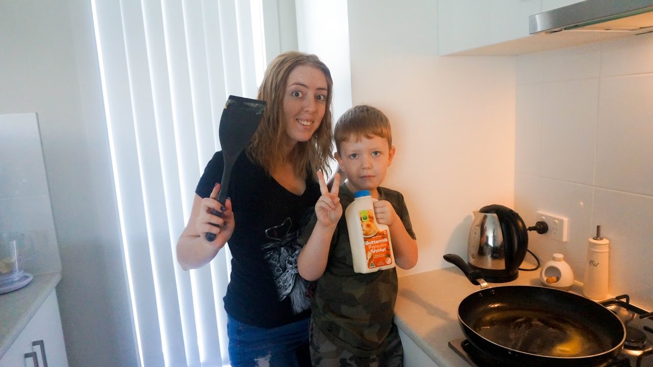 PANCAKE SHAKER TUTORIAL FOR NICOLE & TOM