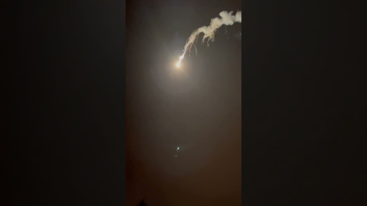Failed Strobe Rocket                                  &ldquo;Ohhh NOT GOOD&rdquo;