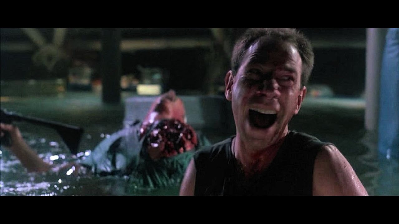DeepStar Six (1989) Nia Peeples.Miguel Ferrer.Greg Evigan.Nancy Everhard.Cindy Pickett.WARPITER