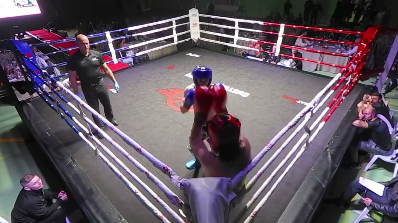 MFC049 HL | Miguel Voces VS Joao Ferreira | K1