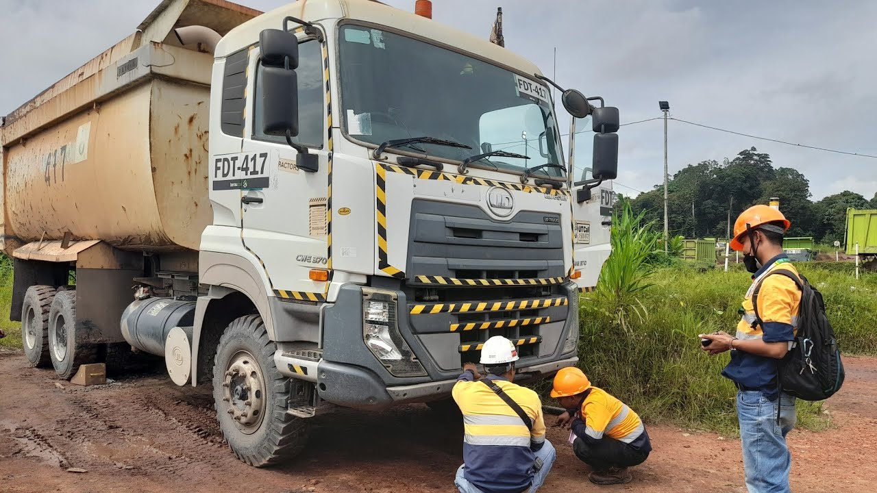 Test Karyawan Baru Dump Truk Nissan Quester  CWE 370 . Mantap!!