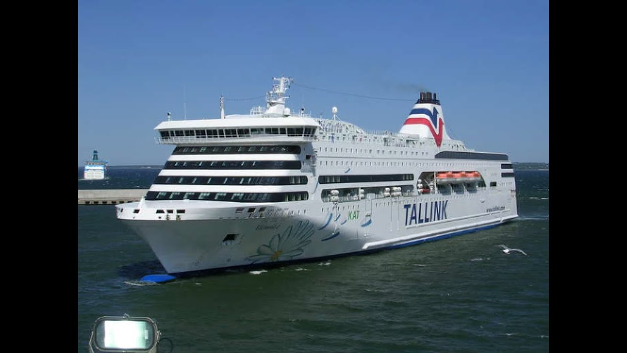 F&auml;rja mellan Tallin och Sverige  tog in vatten &ndash; tvingades v&auml;nda