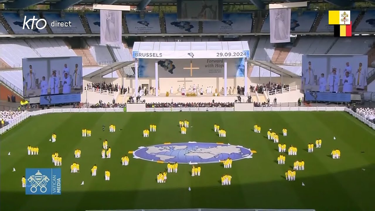 Messe présidée par le pape François en Belgique au stade Roi Baudouin et Angélus