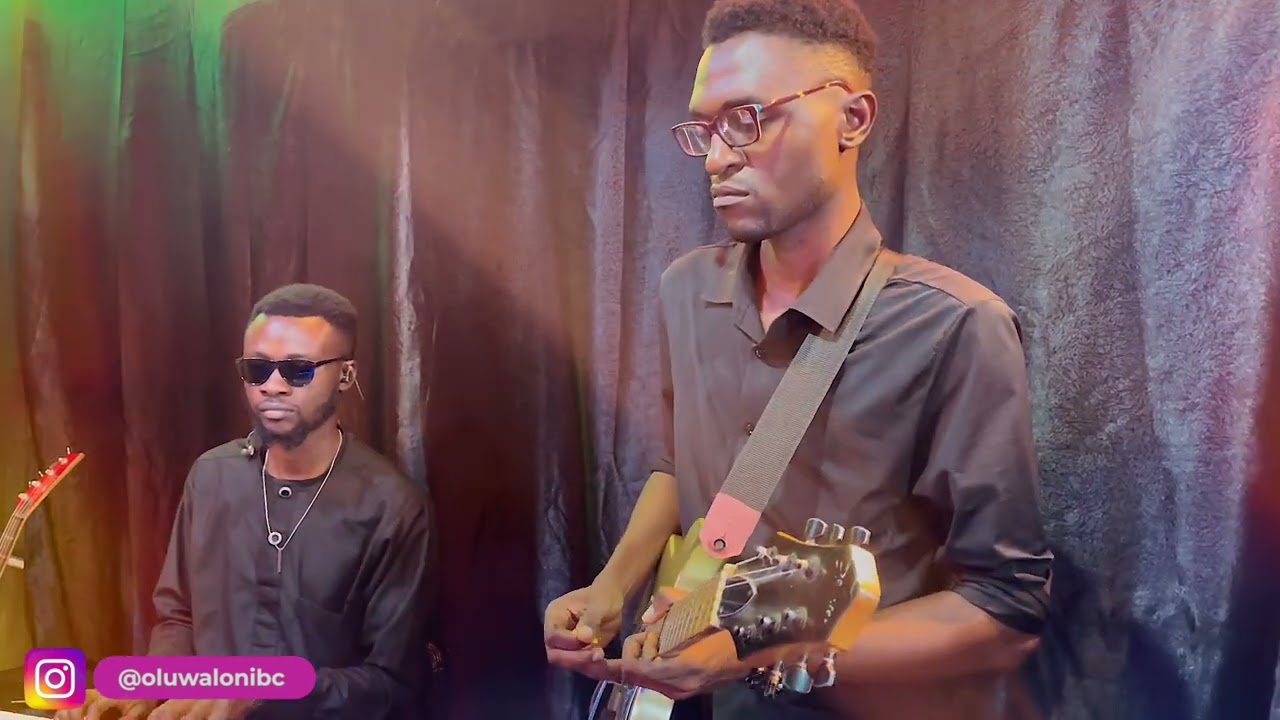 Ayo nbo lowuro, Gbori re soke alaare, Hymn by Oluwalonibisi