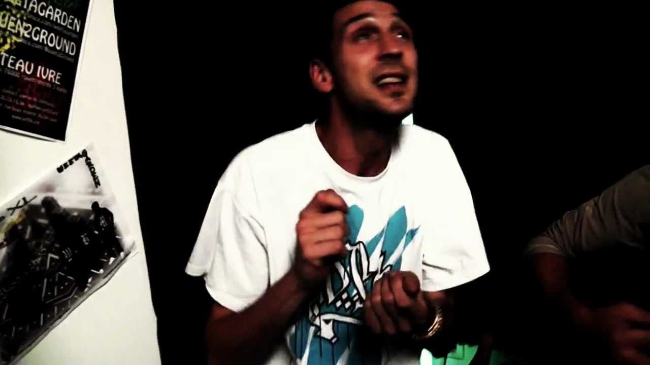 Kaztet Daddy  - Miss Fashion - Guitar By Chatman - Reggae Ragga HipHop Acoustic  2011