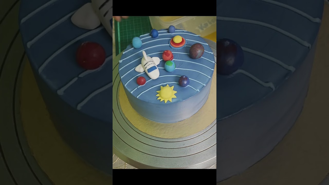 solar system theme cake #explore #cake #birthdaycake #fypシ゚viral #solarsystem #cakedecorating