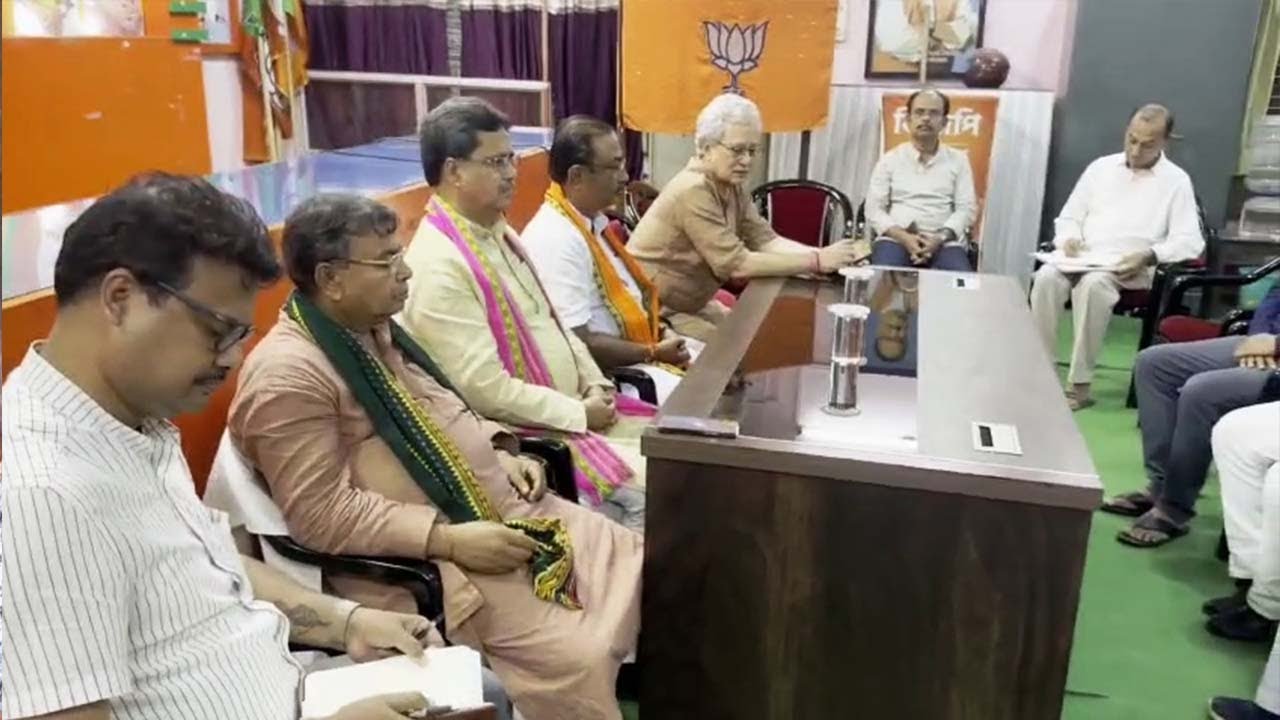 CPIM Congress tei Tipra Mothani Kebengmungno Mechenani bagwi Kaisa Kwtal Lama Saiwi Naharkha BJP