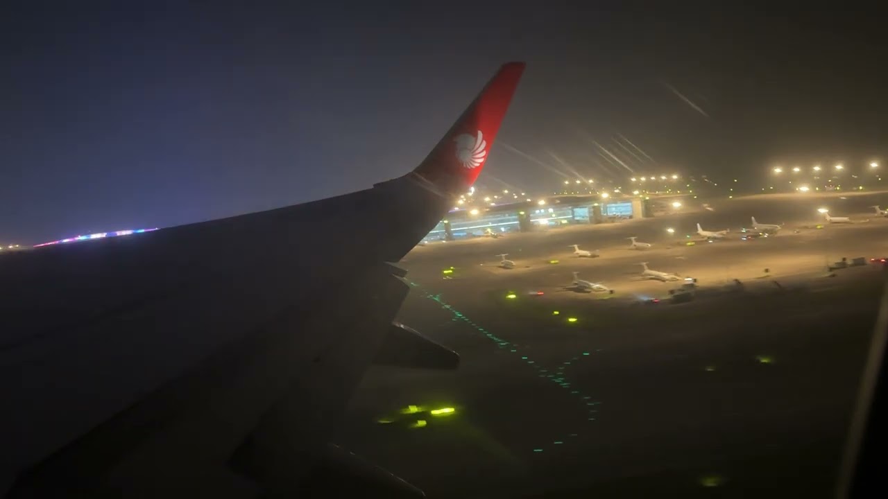 [Night] Thai Lion Air B737-900ER Taking off from Chengdu Tianfu International Airport