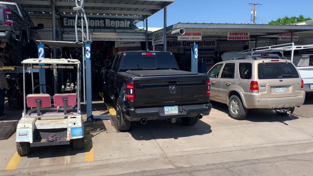2020 Dodge Ram Flowmaster 10 vs 44