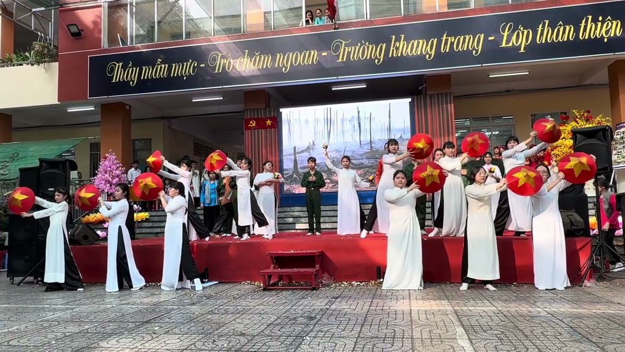 Văn nghệ 7/5 mừng xuân 2026