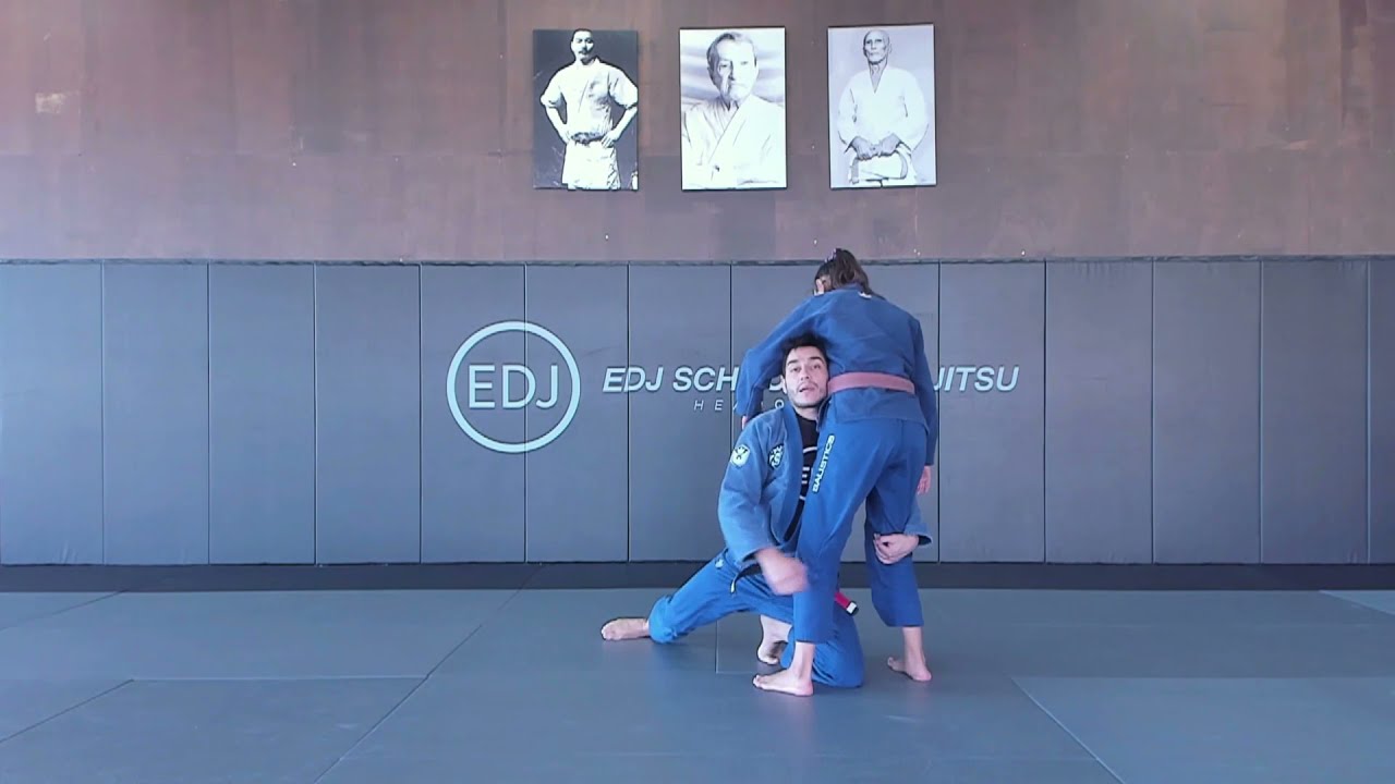 Uno de los derribos más usados y con mayor eficiencia en el Brazilian Jiu Jitsu!