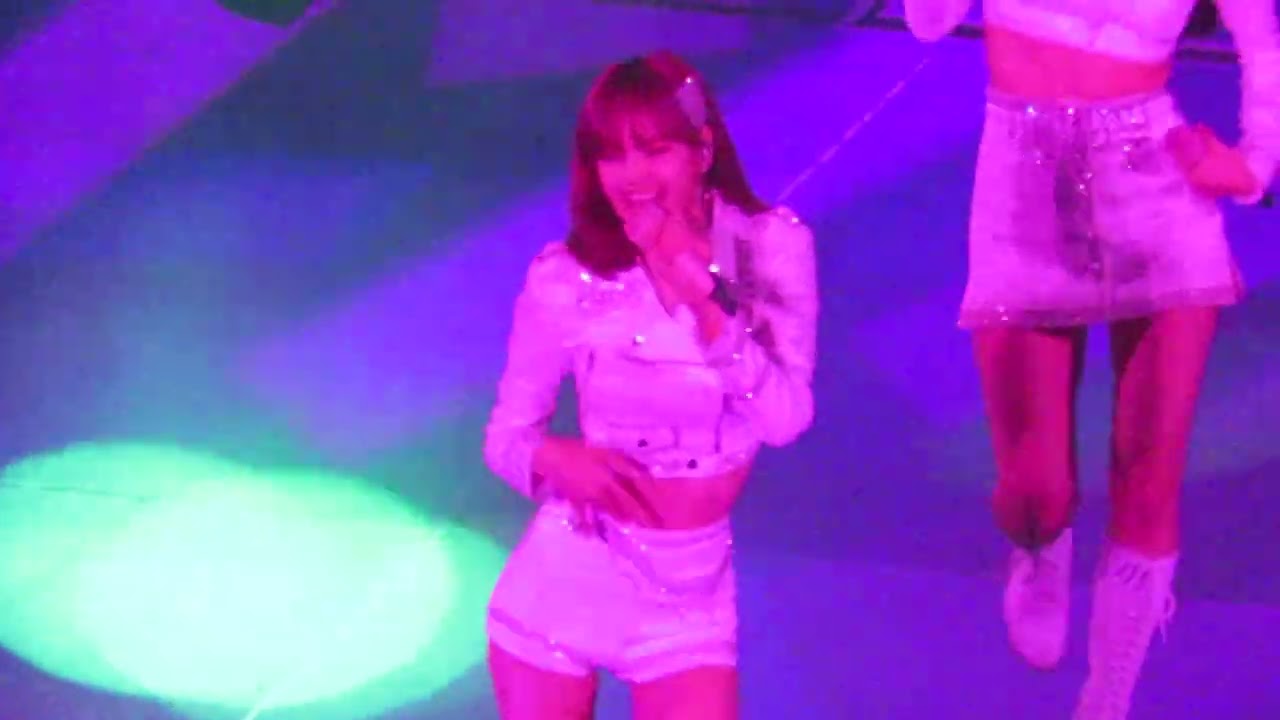 Blackpink in Sydney - Whistle