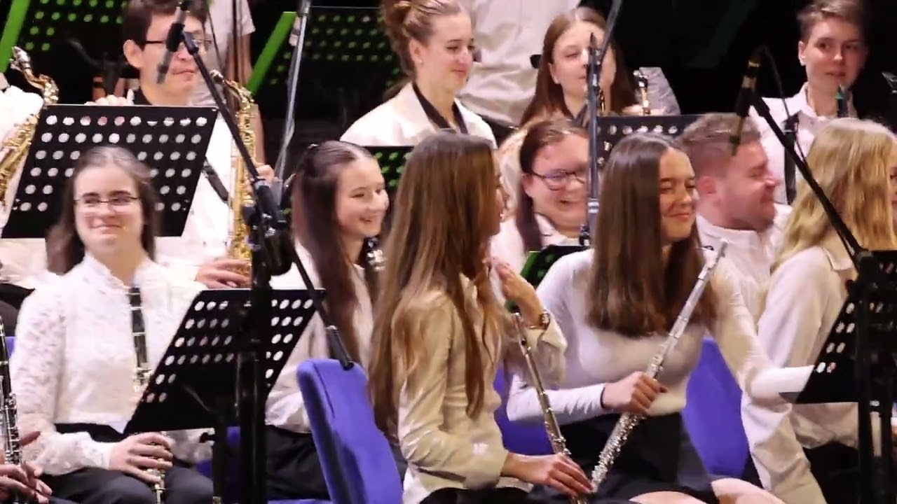 Orchestr ZUŠ Polná - O Vánocích & Bílé Vánoce