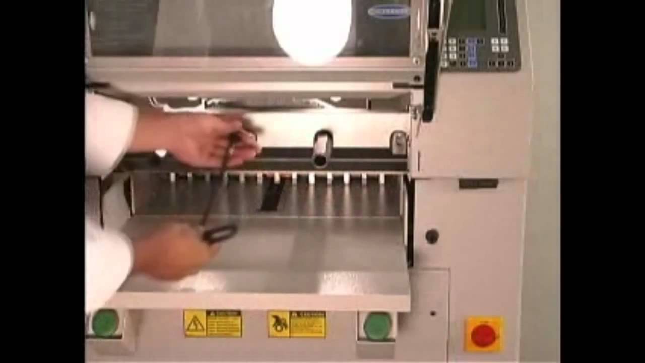Challenge Titan 200 Series Cutter Blade Changing Demo Video