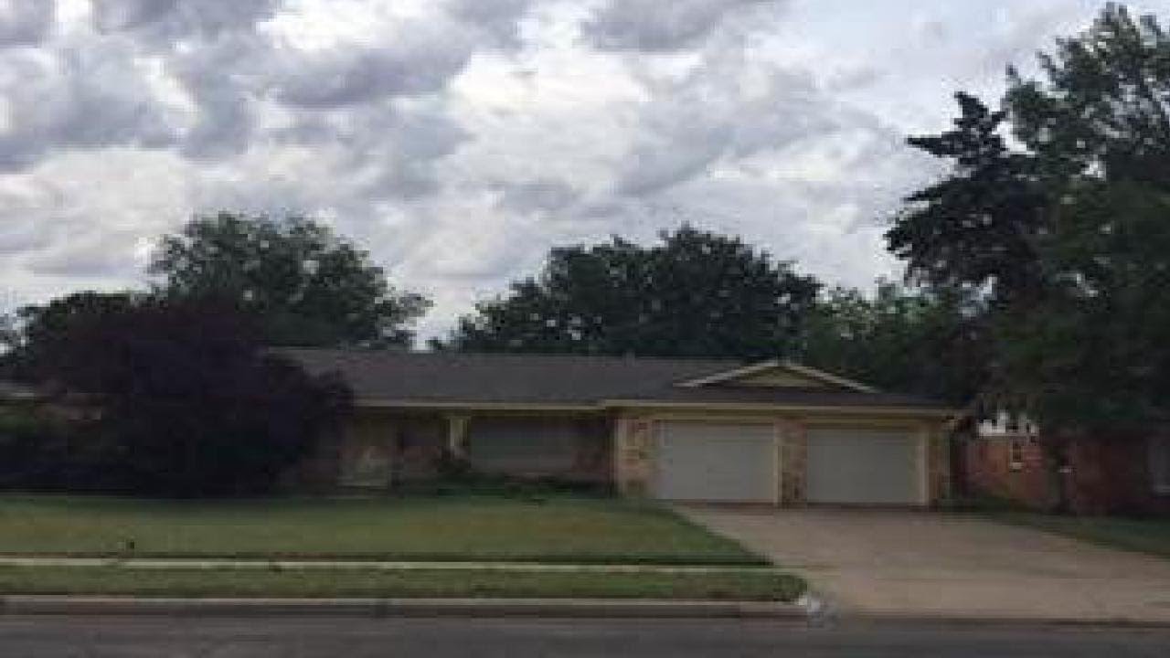 4109 64th Street, Lubbock, TX Presented by Henry Bobadilla.