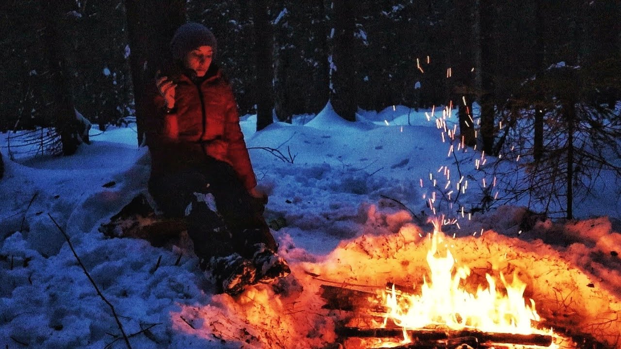 Зимний поход с ночёвкой | Solo winter camping girl