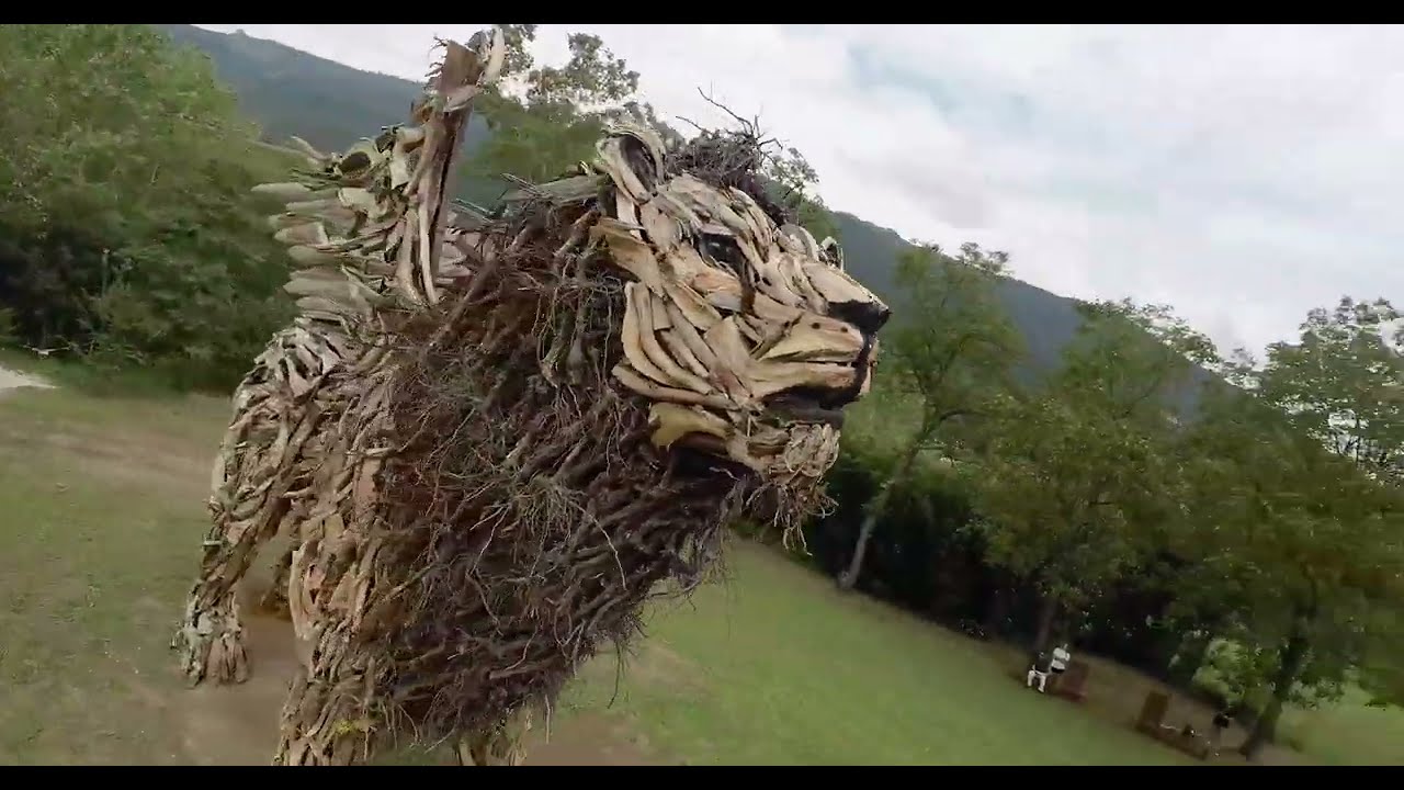 Il Leone di Marco Martalar: monumento, materia e polemica sulle colline del Prosecco (Tarzo)