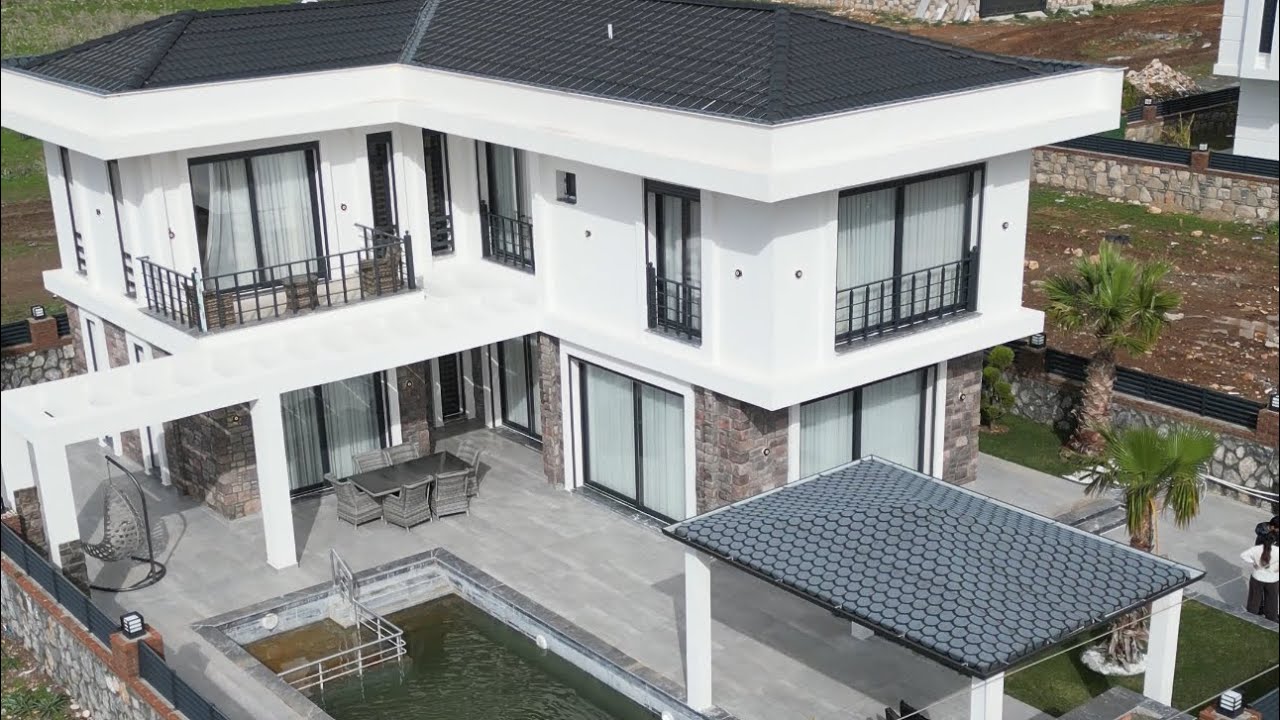DİDİM EFELERDE 500 M2 ARSA İÇERİSİNDE FULL EŞYALI LÜKS VİLLA 