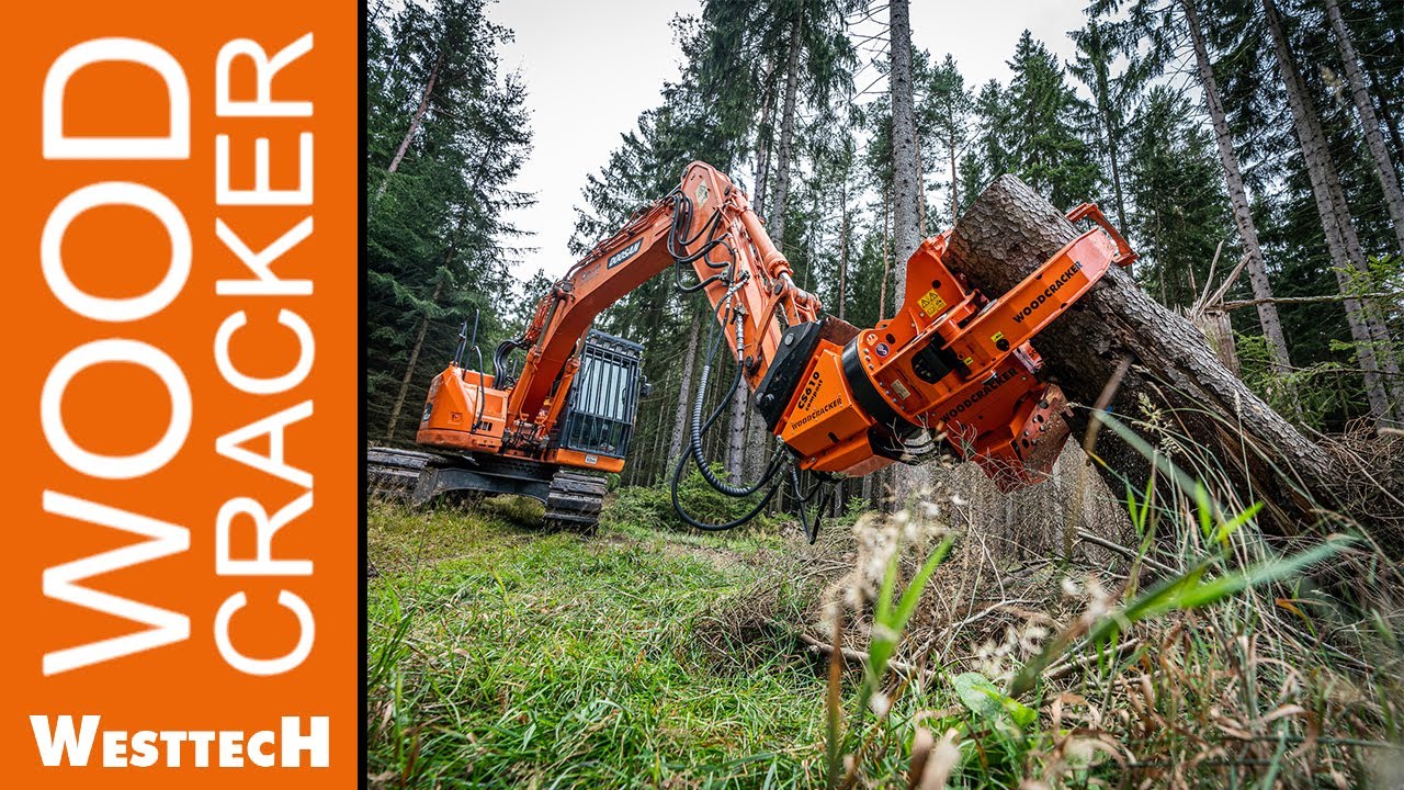 Greifersäge Woodcracker CS610 compact an einem Doosan Bagger