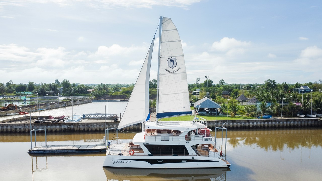 TVD1720SY: Sailing Yacht, Catamaran, sức chở 69 người