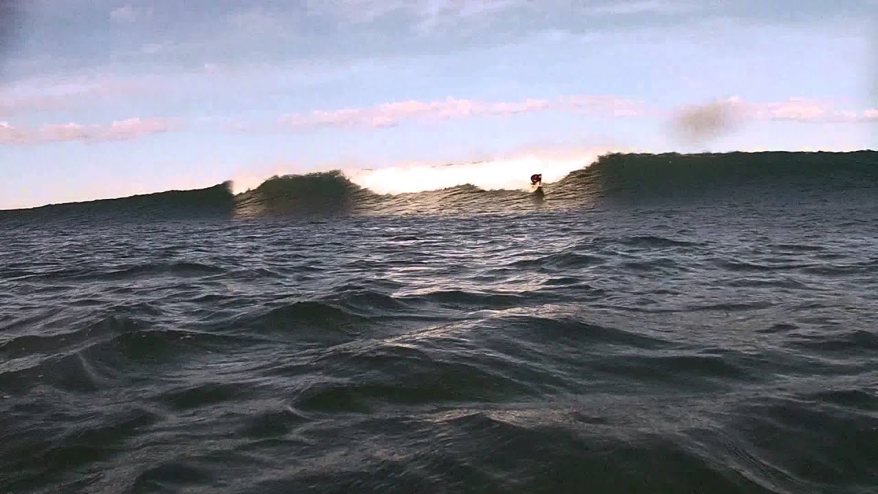 Surfing Big Left w Jonny and Bobby