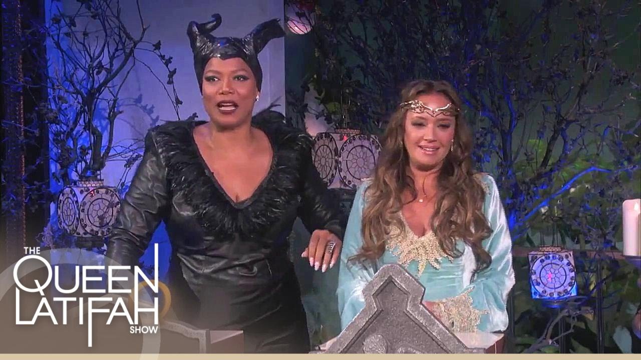 Leah Remini Plays 