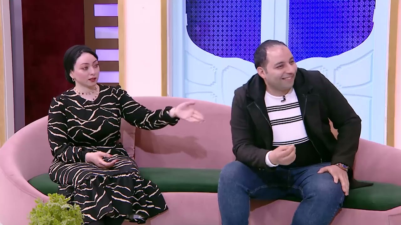 جوزها ضحك على بنت صغيرة و متجوزها شهرين و فضحته فى الاستوديو على الهوا قدام مراته  😂😂😂
