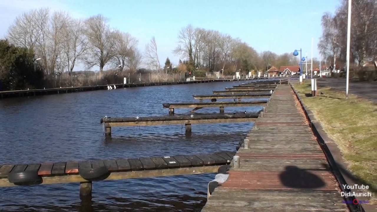 Deutschland Ostfriesland Luftkurort Timmel  Freizeitgebiet Timmeler Meer Freizeithafen