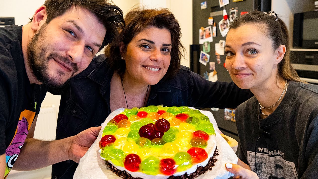 Çok Kolay Tarif  ! Baloncuk Pastası @Refika'nın Mutfağı