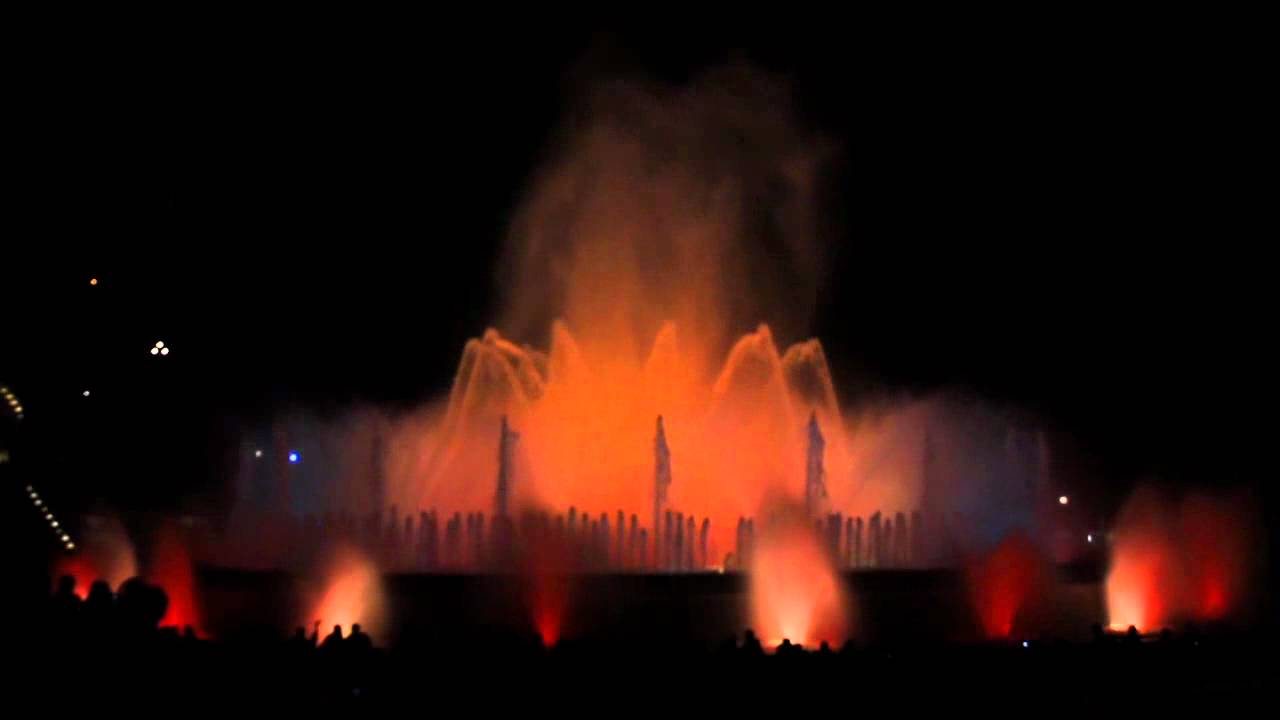 La Fuente Mágica de Montjuic "Magic Fountain" Barcelona - City Video Travel Guide - Barcelona Tour