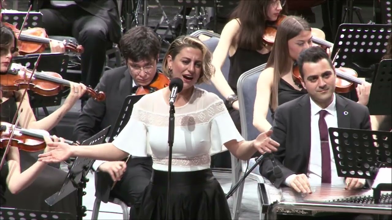 Dilek Türkan & TED Senfoni Orkestrası - Kalbe Dolan O İlk Bakış