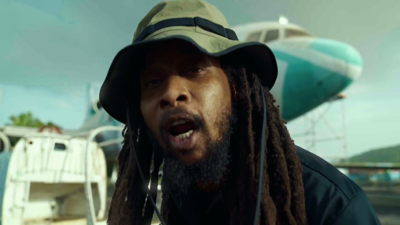 JAH IZREHL - PON PLANE (OFFICIAL VIDEO)