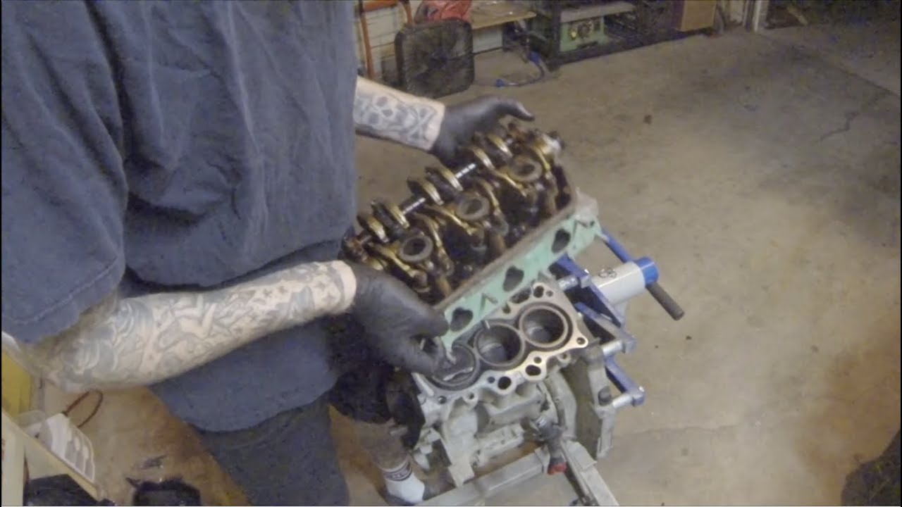 Honda Beat E07A Tear Down Pt  2. - Top End, Timing Belt, Accessories