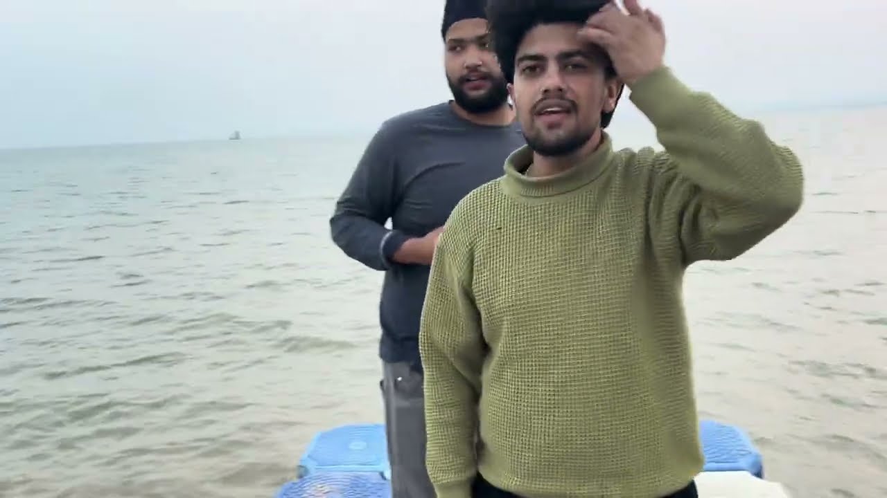 Hlo Guys Pong Dam Main Aai Motor Boat || Bathu Ki Ladi || Two Motor Boats