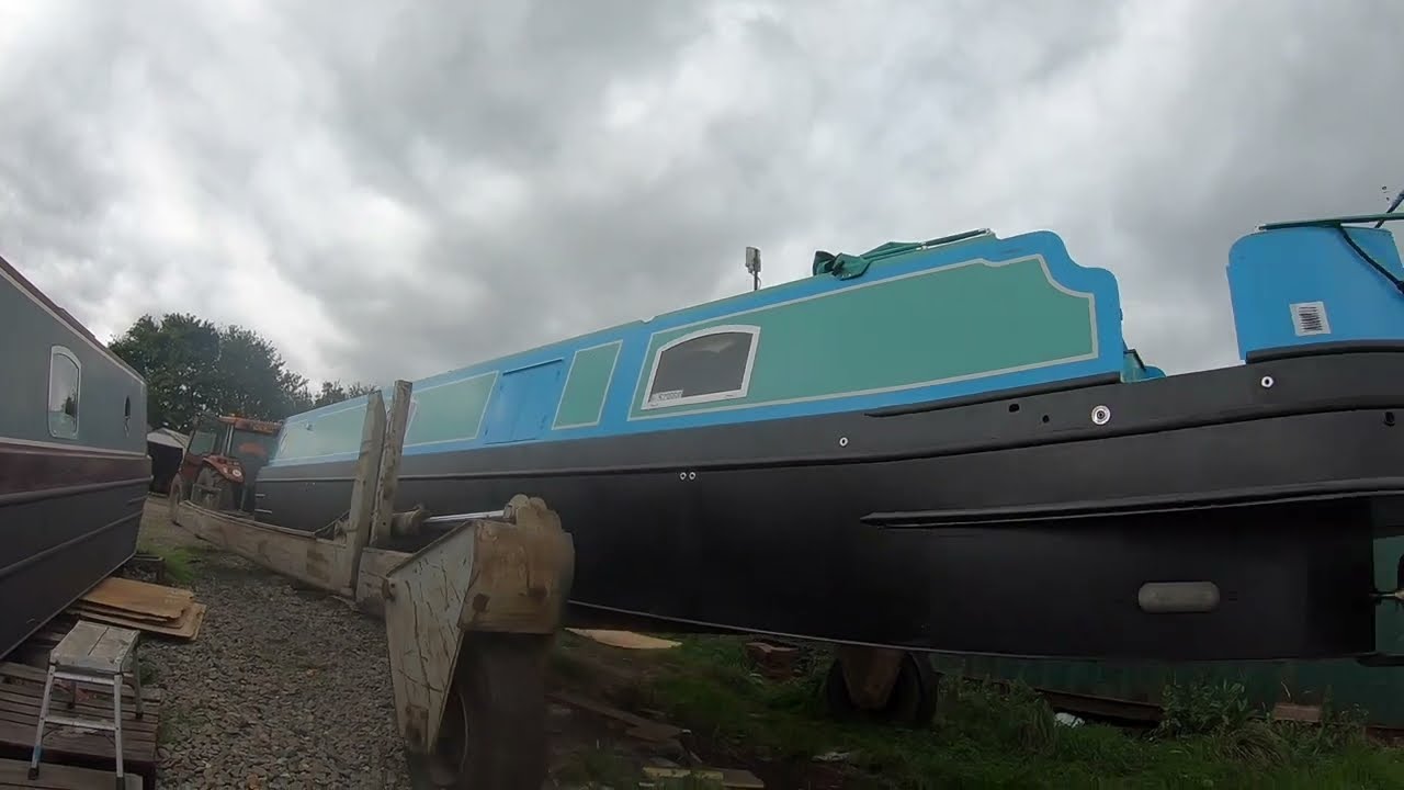 Vlog 124 , Narrowboat fit out -  LAUNCHING OUR NARROWBOAT WANDERLUST
