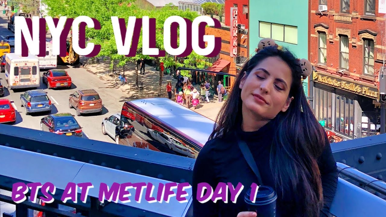 BTS at Metlife Stadium Day 1 - pop-up store - NYC Travel Vlog Part 2