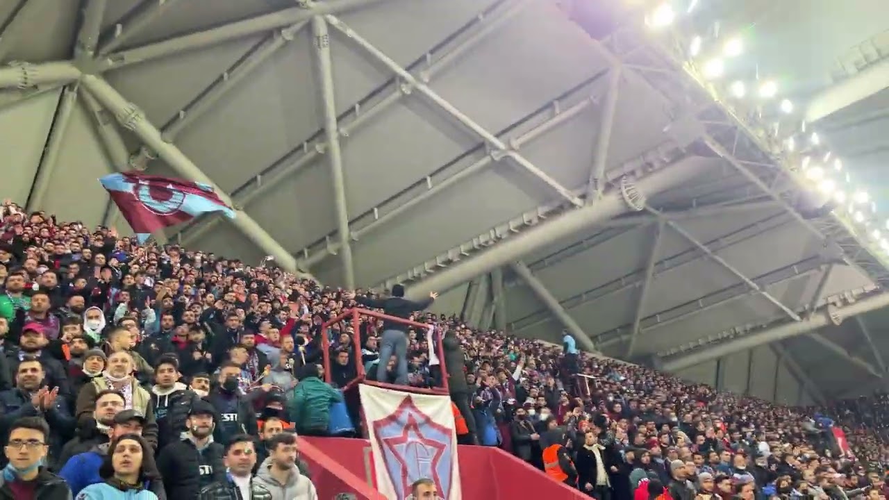 Trabzonspor - Konyaspor | Tribün Görüntüleri [13.02.2022]