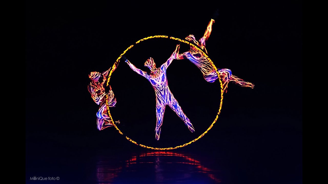 Cosmos ⁓ Teatro Celebrazioni ⁓ Stagione 2024-2025